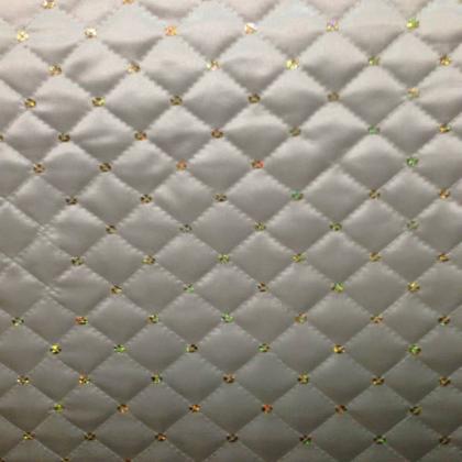 kapitoneli-kumas-150lik-3-elt48